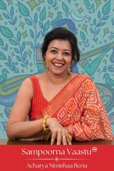 Sampoorna Vaastu Acharya Nimishaa Beria Smiling
